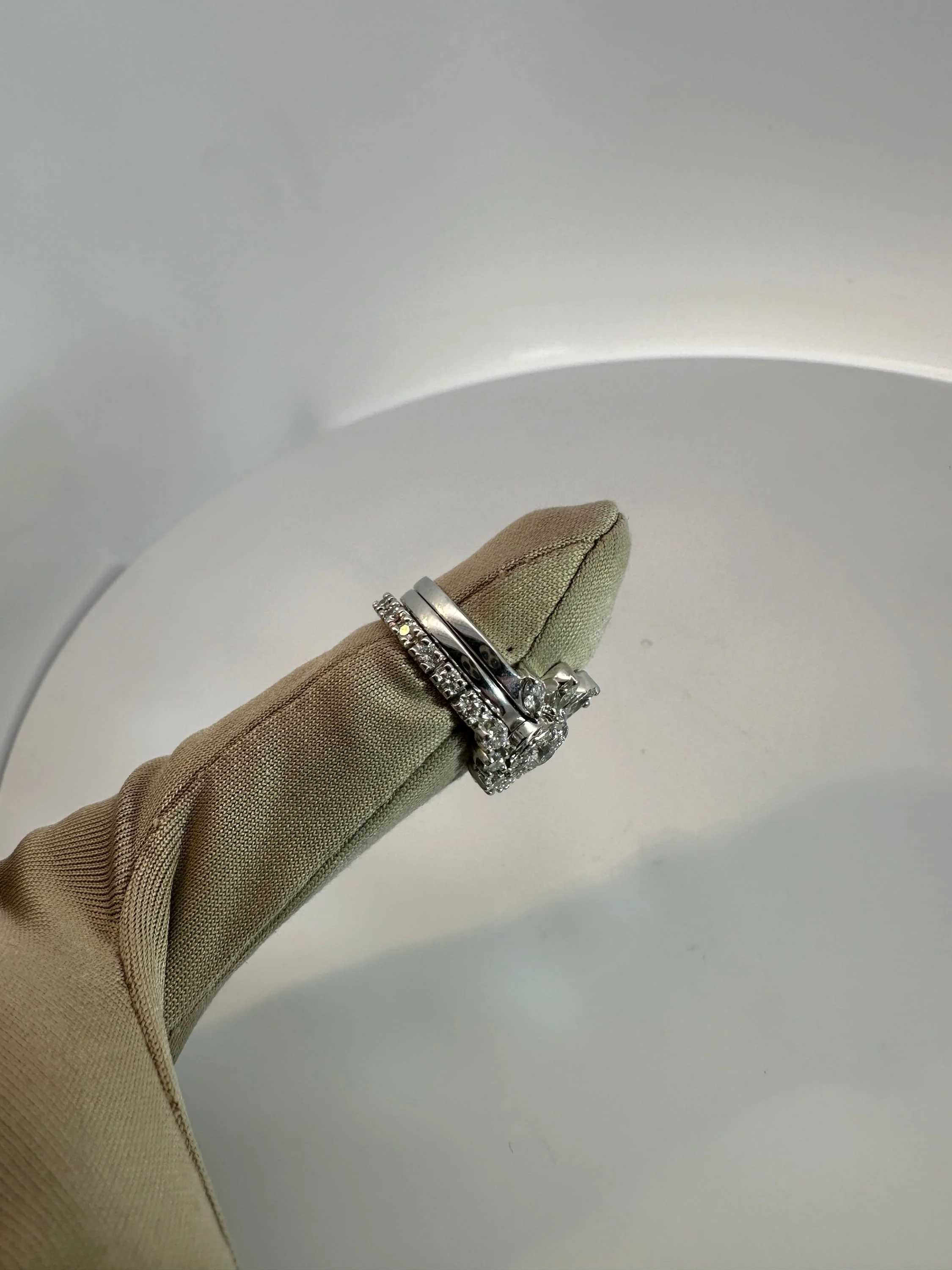 Trinity Diamond Ring Set - Image 4